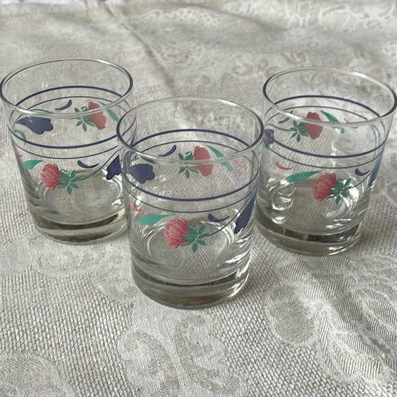 Lenox Poppies On Blue Drinking set of 3 Glasses - Picture 1 of 8